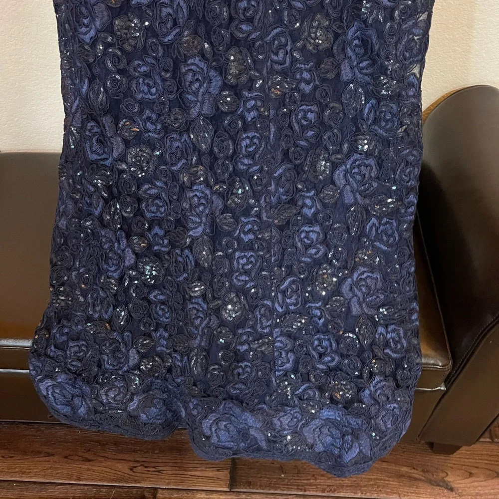 Teri Jon Rickie freeman Beautiful dress navy with the bow and lace - Picture 7 of 10